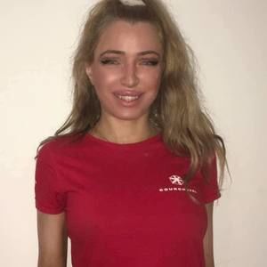 Meet your Posher, Thatyanni